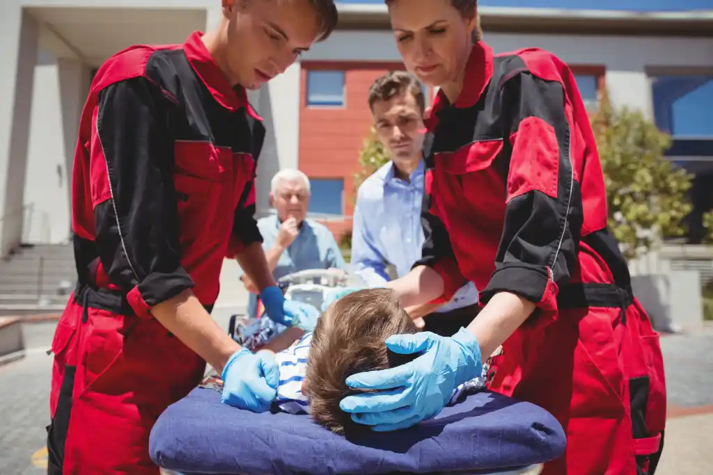 responsibilities of a first aider