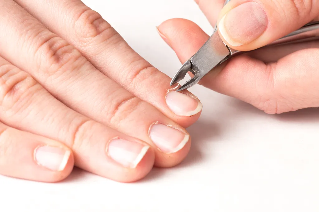 keeping nails clean